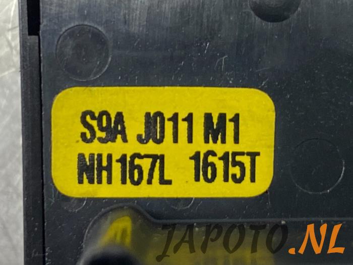 Interruptor de retrovisor de un Honda Jazz (GD/GE2/GE3) 1.2 i-DSi 2005
