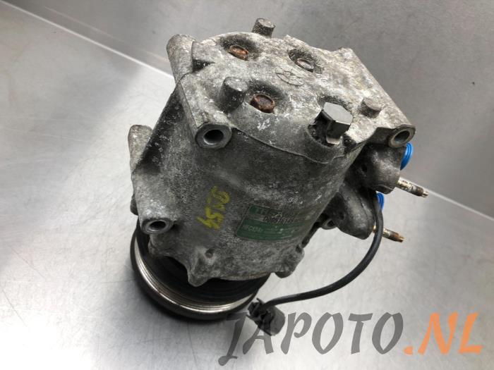 Usagé Compresseur de clim Honda Civic (EP/EU) 1.6 16V VTEC Prix € 105,00 Règlement à la marge proposé par Japoto Parts B.V.