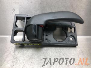 Used Front door handle 4-door, right Hyundai i10 (F5) 1.2i 16V Price € 14,95 Margin scheme offered by Japoto Parts B.V.