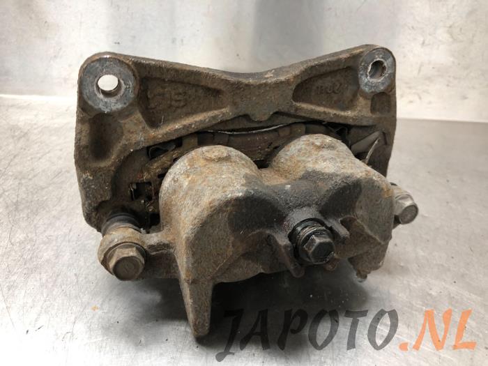 Front brake calliper, left from a Toyota GT 86 (ZN) 2.0 16V 2013