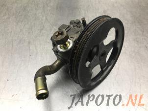 Used Power steering pump Daihatsu Sirion/Storia (M1) 1.3 16V DVVT Price € 39,95 Margin scheme offered by Japoto Parts B.V.