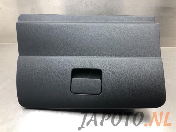 Glovebox from a Nissan Micra (K14) 1.0 IG-T 100 2020