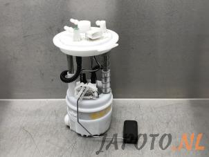 Używane Elektryczna pompa paliwa Nissan Micra (K14) 1.0 IG-T 100 Cena € 79,95 Procedura marży oferowane przez Japoto Parts B.V.
