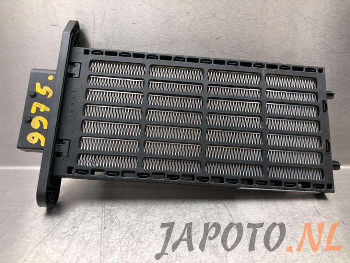 Używane Element grzewczy Nissan Micra (K14) 1.0 IG-T 100 Cena € 20,95 Procedura marży oferowane przez Japoto Parts B.V.