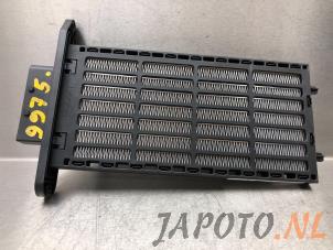 Usados Elemento de calefacción calefactor Nissan Micra (K14) 1.0 IG-T 100 Precio € 19,95 Norma de margen ofrecido por Japoto Parts B.V.