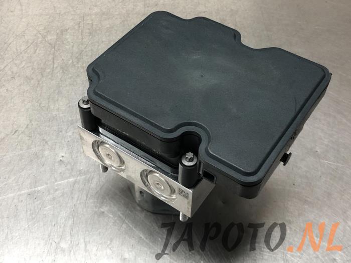 Usagé Pompe ABS Nissan Micra (K14) 1.0 IG-T 100 Prix € 131,25 Règlement à la marge proposé par Japoto Parts B.V.