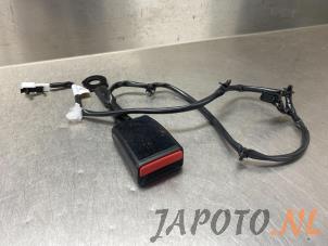Used Front seatbelt buckle, right Nissan Micra (K14) 1.0 IG-T 100 Price € 29,95 Margin scheme offered by Japoto Parts B.V.