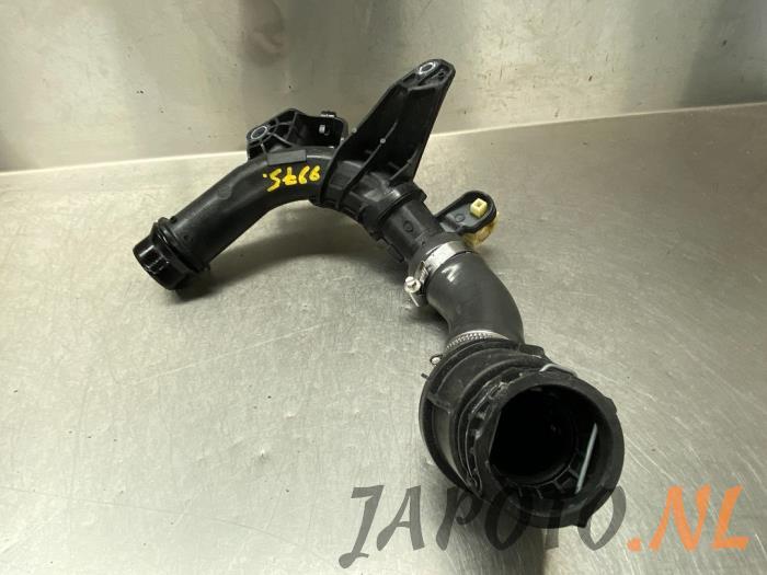 Gebrauchte Intercooler Schlauch Nissan Micra (K14) 1.0 IG-T 100 Preis € 52,45 Margenregelung angeboten von Japoto Parts B.V.