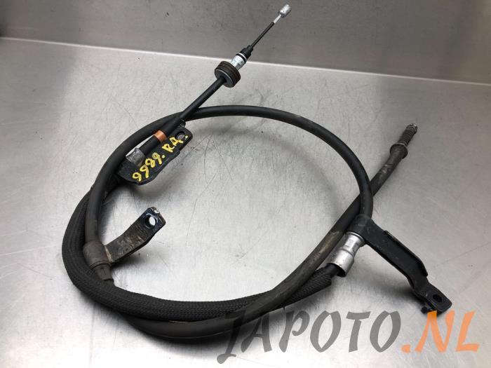 Usagé Câble frein à main Kia Stonic (YB) 1.0i T-GDi 12V Eco-Dynamics+ Prix € 26,20 Règlement à la marge proposé par Japoto Parts B.V.