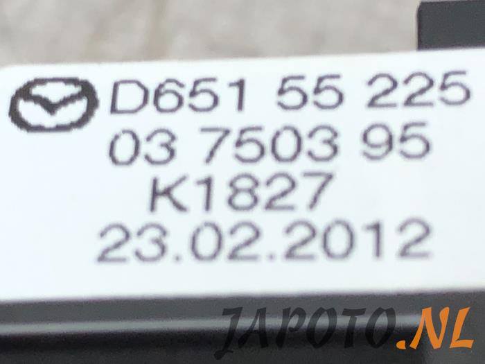 Interruptor de un Mazda 2 (DE) 1.3 16V MZR 2012