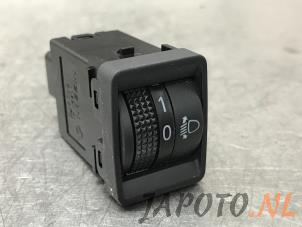 Used AIH headlight switch Nissan Qashqai (J11) 1.3 DIG-T 140 16V Price € 9,95 Margin scheme offered by Japoto Parts B.V.