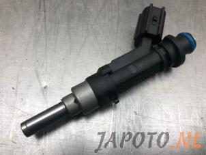 Gebrauchte Injektor (Benzineinspritzung) Toyota Yaris III (P13) 1.33 16V Dual VVT-I Preis € 20,00 Margenregelung angeboten von Japoto Parts B.V.