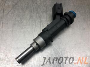 Used Injector (petrol injection) Toyota Yaris III (P13) 1.33 16V Dual VVT-I Price € 20,00 Margin scheme offered by Japoto Parts B.V.
