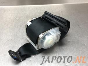 Usagé Ceinture de sécurité arrière gauche Suzuki Swift (ZA/ZC/ZD) 1.2 16V Prix € 40,00 Règlement à la marge proposé par Japoto Parts B.V.