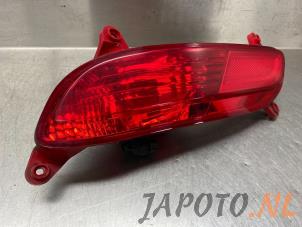 Used Rear bumper reflector, left Kia Rio III (UB) 1.1 CRDi VGT 12V Price € 25,00 Margin scheme offered by Japoto Parts B.V.