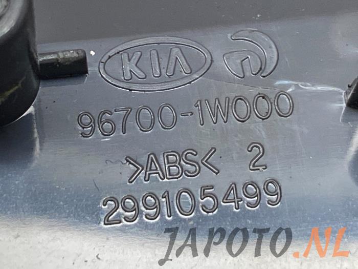 Kierownica multifunkcyjna z Kia Rio III (UB) 1.1 CRDi VGT 12V 2012