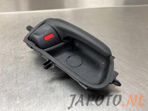 Used Rear door handle 4-door, right Toyota Yaris IV (P21/PA1/PH1) 1.5 12V Hybrid Price € 14,99 Margin scheme offered by Japoto Parts B.V.