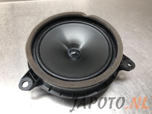 Used Speaker Toyota Yaris IV (P21/PA1/PH1) 1.5 12V Hybrid Price € 19,99 Margin scheme offered by Japoto Parts B.V.