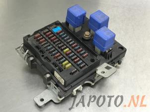 Używane Skrzynka bezpieczników Nissan Maxima QX (A32) 3.0 V6 24V Cena € 25,00 Procedura marży oferowane przez Japoto Parts B.V.