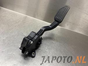 Used Accelerator pedal Subaru Trezia 1.33 16V Dual VVT-I Price € 74,95 Margin scheme offered by Japoto Parts B.V.