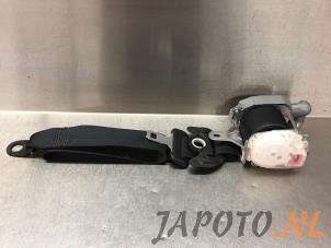 Usagé Ceinture de sécurité avant gauche Toyota Aygo (B10) 1.0 12V VVT-i Prix € 59,00 Règlement à la marge proposé par Japoto Parts B.V.