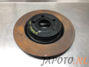 Used Front brake disc Toyota Yaris IV (P21/PA1/PH1) 1.5 12V Hybrid Price € 19,95 Margin scheme offered by Japoto Parts B.V.