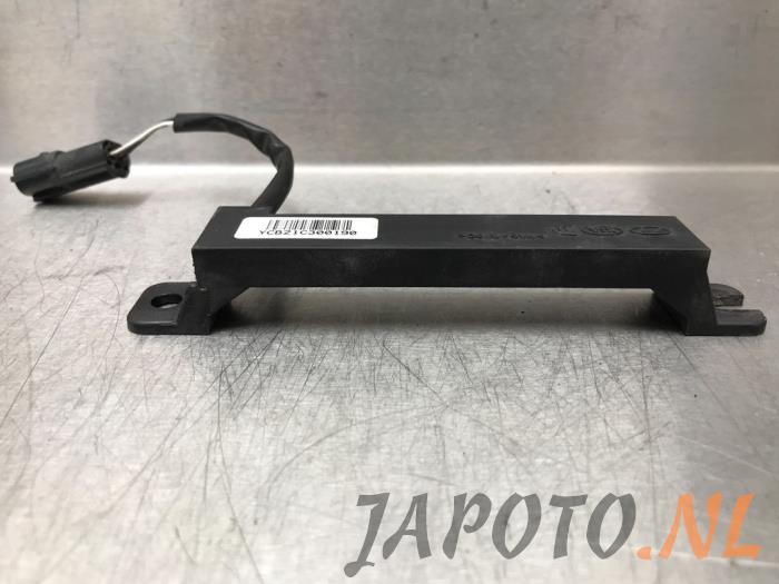 Używane Keyless Entry-Antena Kia Stonic (YB) 1.0i T-GDi 12V Eco-Dynamics+ Cena € 20,95 Procedura marży oferowane przez Japoto Parts B.V.