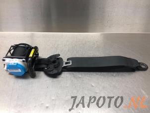 Usagé Ceinture de sécurité avant gauche Toyota Aygo (B40) 1.0 12V VVT-i Prix € 125,00 Règlement à la marge proposé par Japoto Parts B.V.