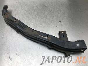 Used Front bumper bracket, right Honda Jazz (GD/GE2/GE3) 1.4 i-Dsi Price € 14,95 Margin scheme offered by Japoto Parts B.V.
