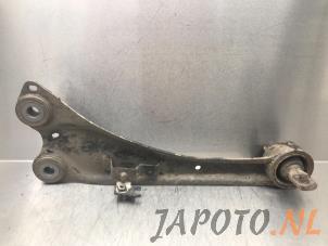 Usagé Bras de suspension haut arrière gauche Toyota Auris (E18) 1.8 16V Hybrid Prix € 34,95 Règlement à la marge proposé par Japoto Parts B.V.