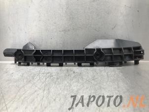 Used Rear bumper bracket, left Toyota Auris (E18) 1.8 16V Hybrid Price € 19,95 Margin scheme offered by Japoto Parts B.V.