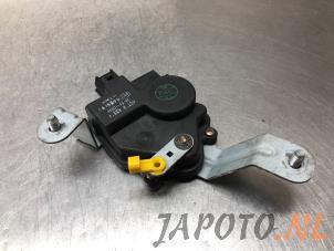 Usagé Clapet chauffage moteur Hyundai Getz 1.1i 12V Prix € 15,00 Règlement à la marge proposé par Japoto Parts B.V.