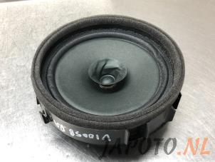 Used Speaker Mitsubishi Outlander (GF/GG) 2.0 16V PHEV 4x4 Price € 49,95 Margin scheme offered by Japoto Parts B.V.