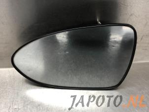 Used Mirror glass, left Kia Rio III (UB) 1.1 CRDi VGT 12V Price € 12,50 Margin scheme offered by Japoto Parts B.V.