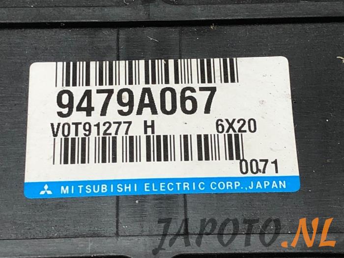 Batterie ordinateur hybride d'un Mitsubishi Outlander (GF/GG) 2.0 16V PHEV 4x4 2018