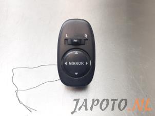 Used Mirror switch Toyota Carina E (T19) 1.8i 16V Price € 15,00 Margin scheme offered by Japoto Parts B.V.