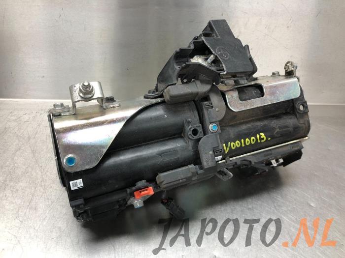 Start/stop capacitor from a Mazda CX-5 (KE,GH) 2.5 SkyActiv-G 192 16V 4WD 2015