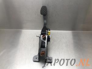Used Clutch pedal Nissan X-Trail (T32) 1.6 Energy dCi Price € 49,95 Margin scheme offered by Japoto Parts B.V.