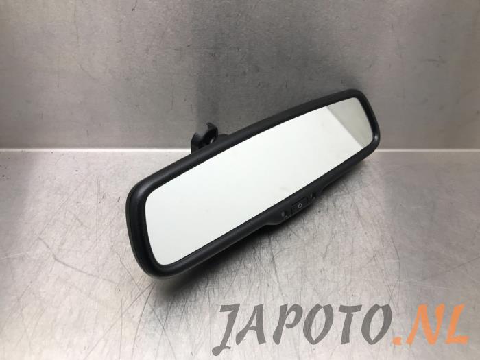 Rear view mirror from a Nissan X-Trail (T32) 1.6 Energy dCi 2017