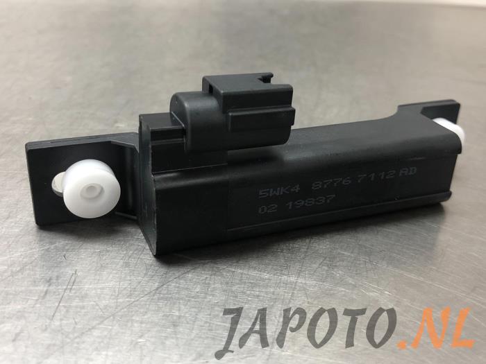 Używane Keyless Entry-Antena Nissan X-Trail (T32) 1.6 Energy dCi Cena € 20,99 Procedura marży oferowane przez Japoto Parts B.V.