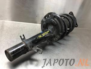 Used Front shock absorber rod, right Nissan X-Trail (T32) 1.6 Energy dCi Price € 149,95 Margin scheme offered by Japoto Parts B.V.
