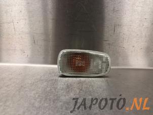 Used Indicator lens, right Toyota Prius (NHW20) 1.5 16V Price € 6,95 Margin scheme offered by Japoto Parts B.V.