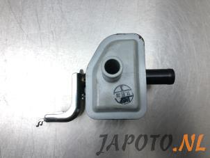 Used Vacuum valve Toyota Yaris IV (P21/PA1/PH1) 1.5 12V Hybrid Price € 29,95 Margin scheme offered by Japoto Parts B.V.