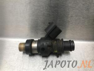 Used Injector (petrol injection) Subaru Forester (SG) 2.0 16V X Price € 25,95 Margin scheme offered by Japoto Parts B.V.