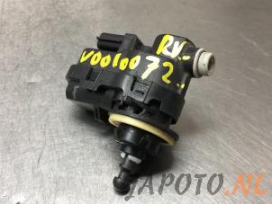 Used Headlight motor Toyota Aygo (B40) 1.0 12V VVT-i Price € 14,95 Margin scheme offered by Japoto Parts B.V.