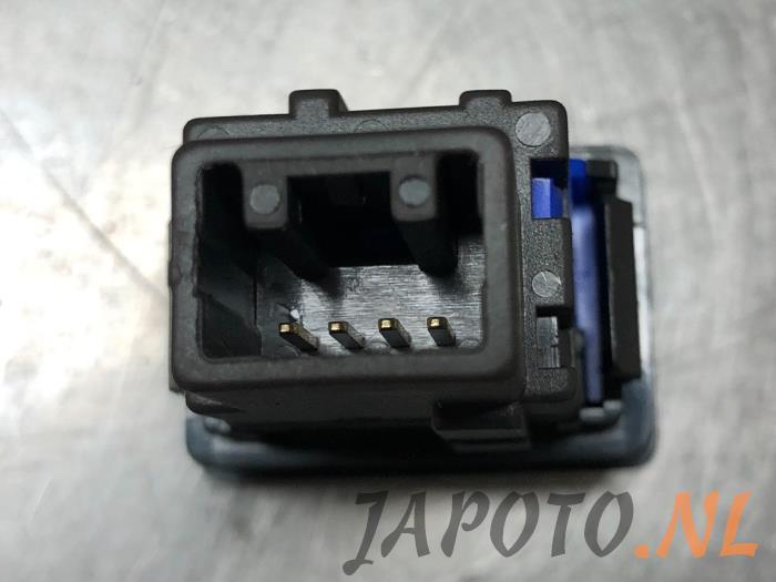 Interruptor faro lhv de un Toyota Aygo (B40) 1.0 12V VVT-i 2016