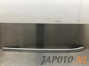 Gebrauchte Dachreling links Kia Stonic (YB) 1.2 MPI 16V Preis € 89,95 Margenregelung angeboten von Japoto Parts B.V.