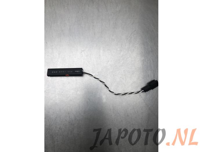 Używane Keyless Entry-Antena Suzuki Vitara (LY/MY) 1.6 16V DDiS Cena € 20,99 Procedura marży oferowane przez Japoto Parts B.V.