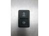 Switch (miscellaneous) from a Suzuki Vitara (LY/MY), 2015 1.6 16V DDiS, SUV, Diesel, 1.598cc, 88kW (120pk), FWD, D16AA, 2015-02, LYD8 2017