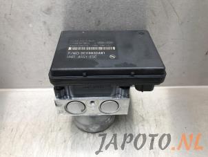 Używane Pompa ABS Kia Stonic (YB) 1.2 MPI 16V Cena € 249,95 Procedura marży oferowane przez Japoto Parts B.V.